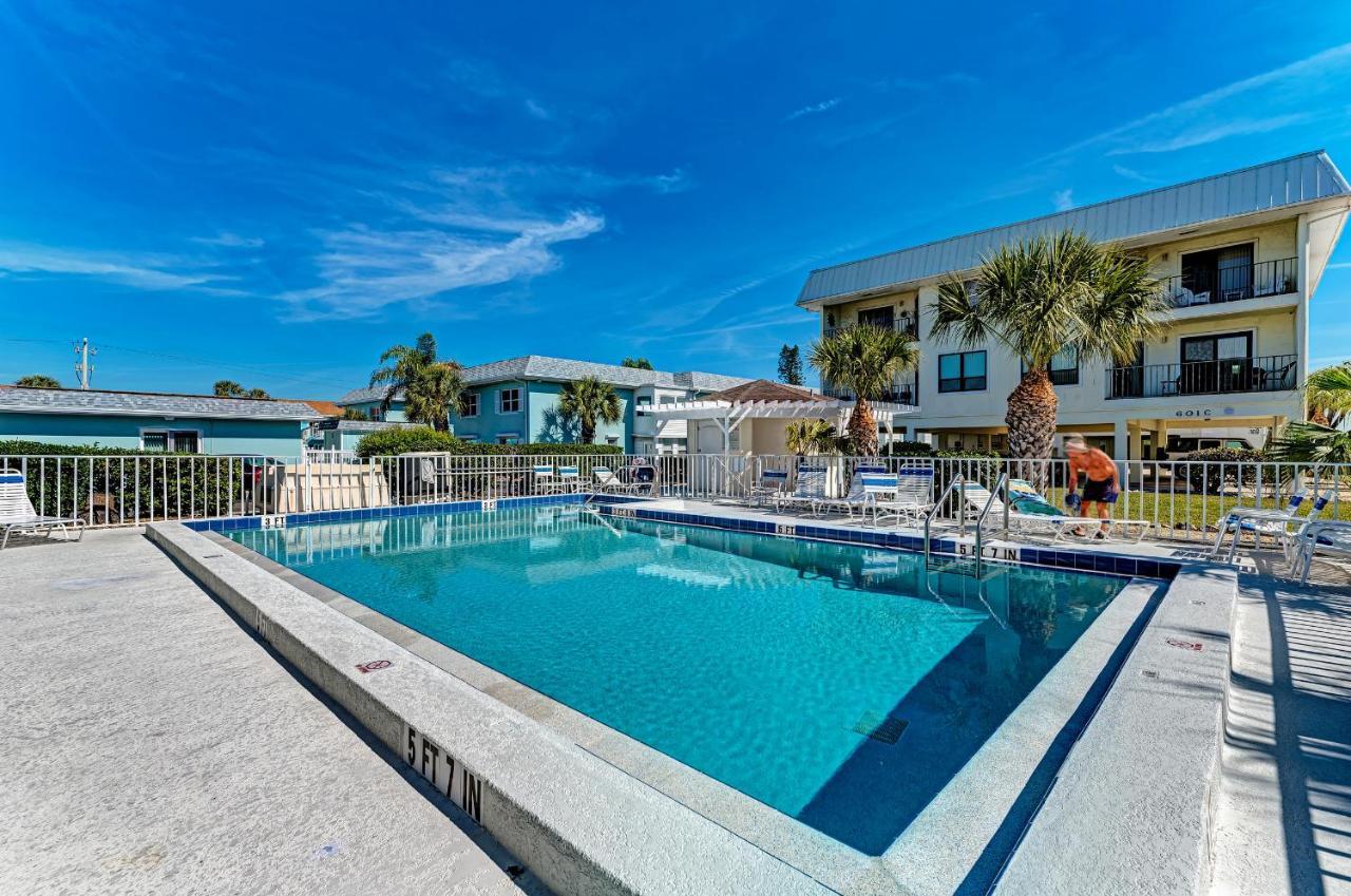 Anna Maria Island Beach Waves Bradenton Beach Exterior photo