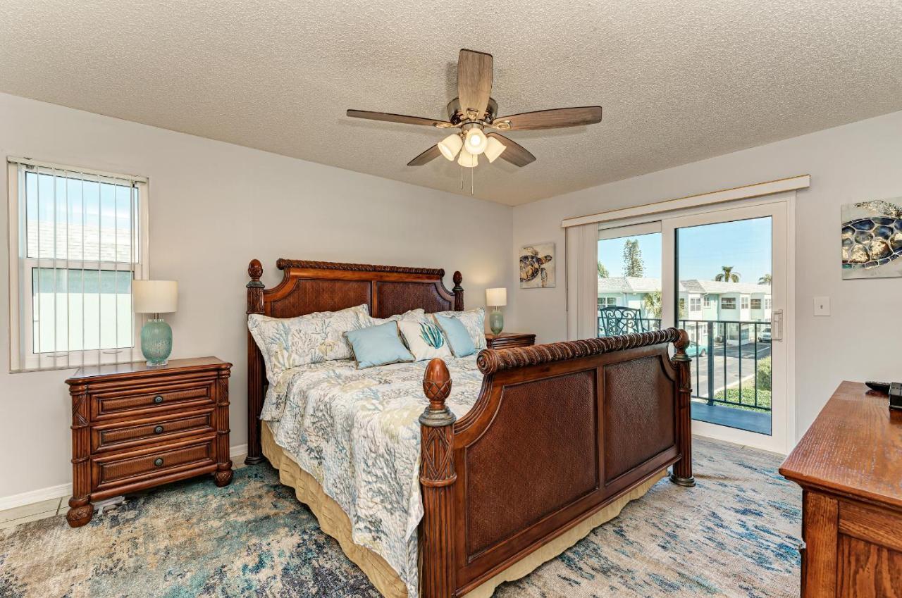 Anna Maria Island Beach Waves Bradenton Beach Exterior photo