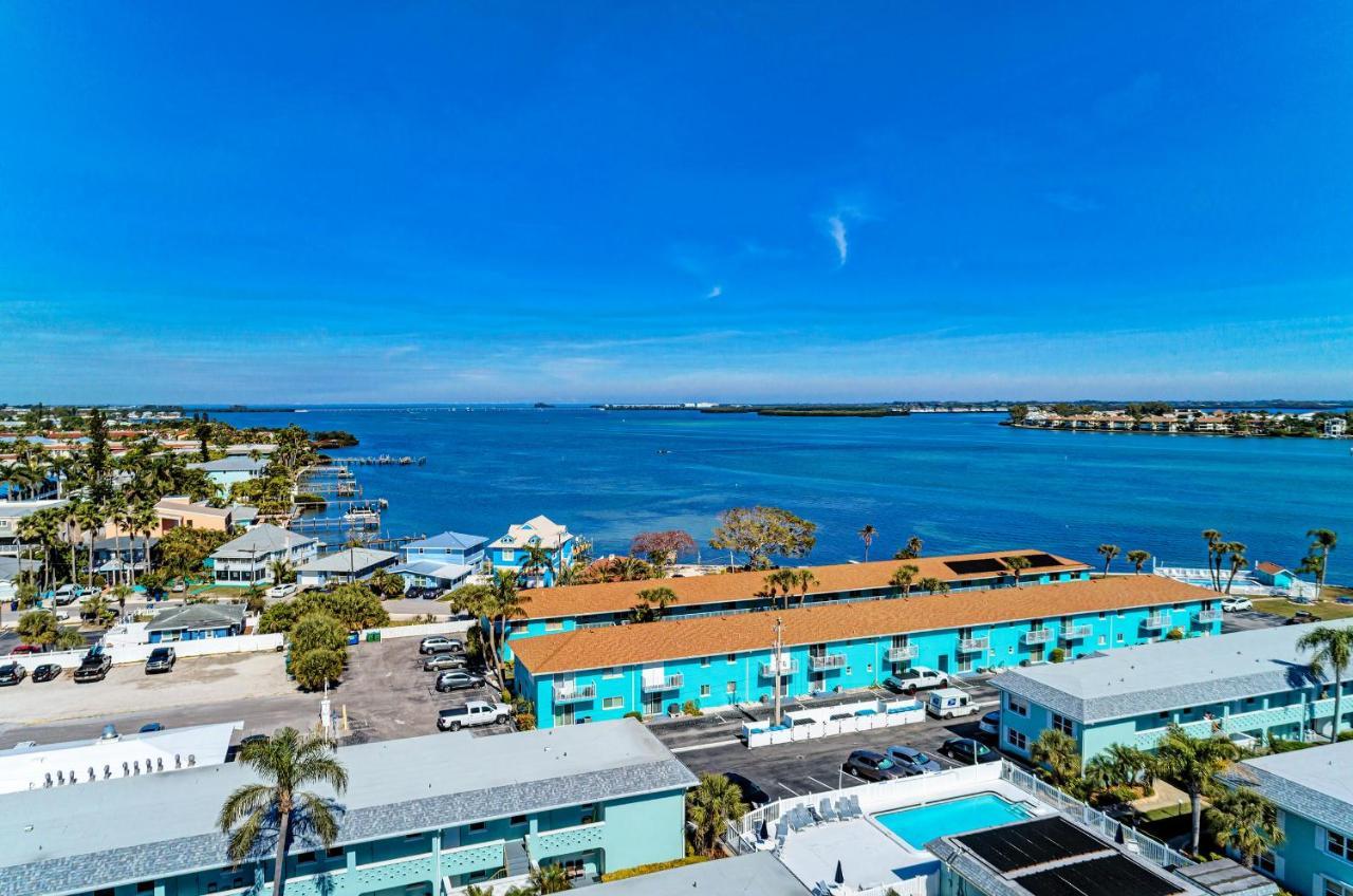 Anna Maria Island Beach Waves Bradenton Beach Exterior photo